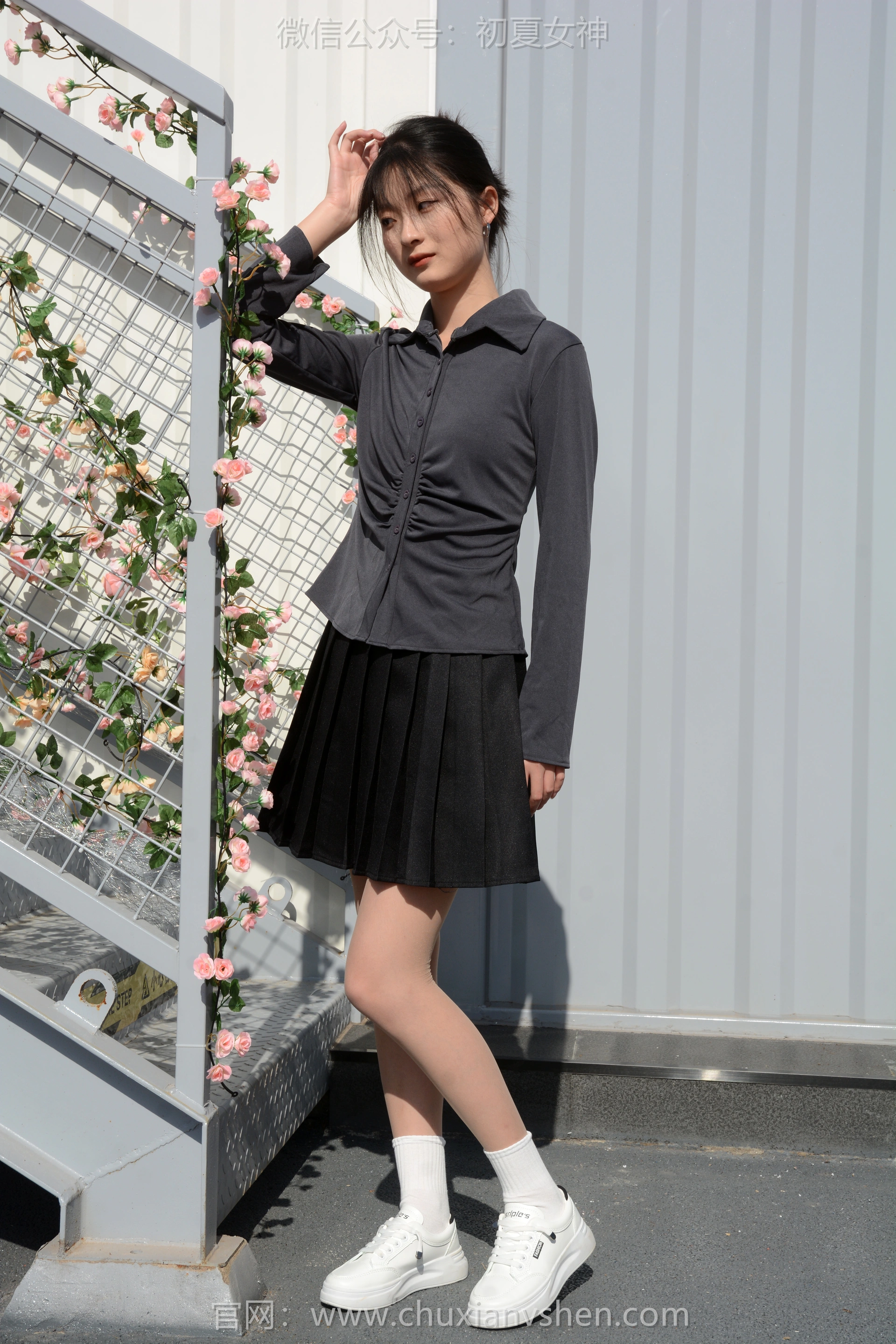 初夏女神 NO.102 安妮 绿叶鲜花 3